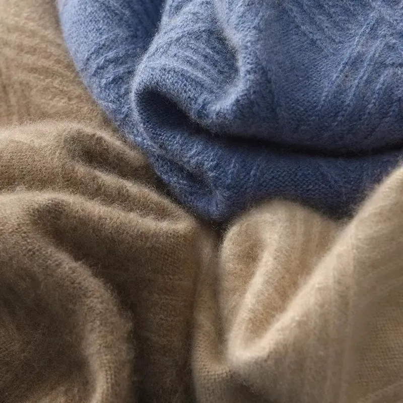 Herren Feiner Strukturstrickpullover mit kurzem Stehkragen und Diamant‑Relief Nord Taschen