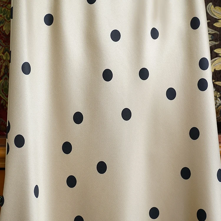 Damen Eleganter, schwingender Midirock mit Polka-Dots Nord Taschen