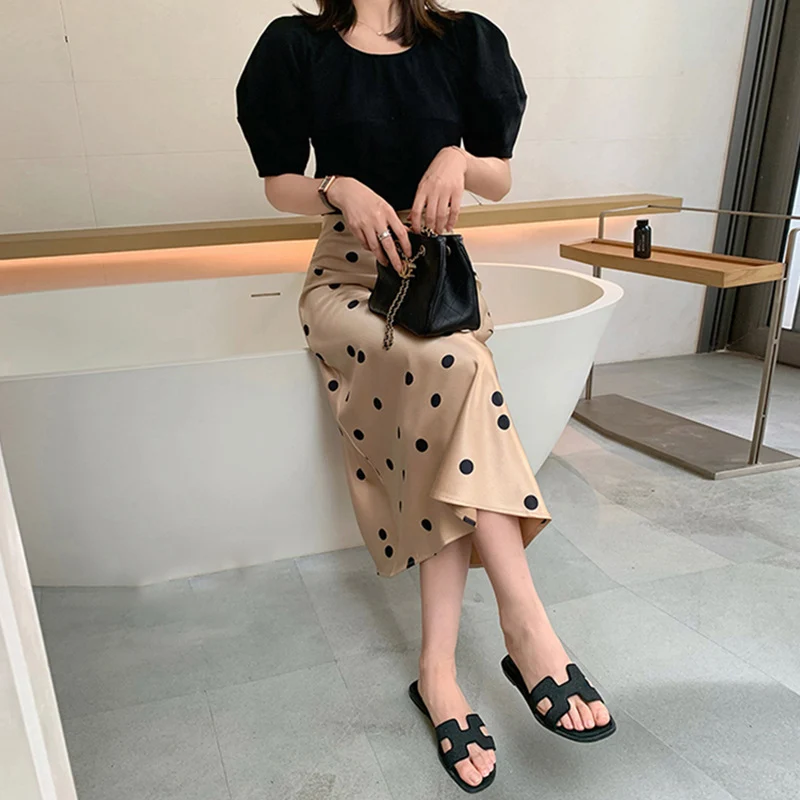 Damen Eleganter Satinrock mit Polka-Dots Nord Taschen