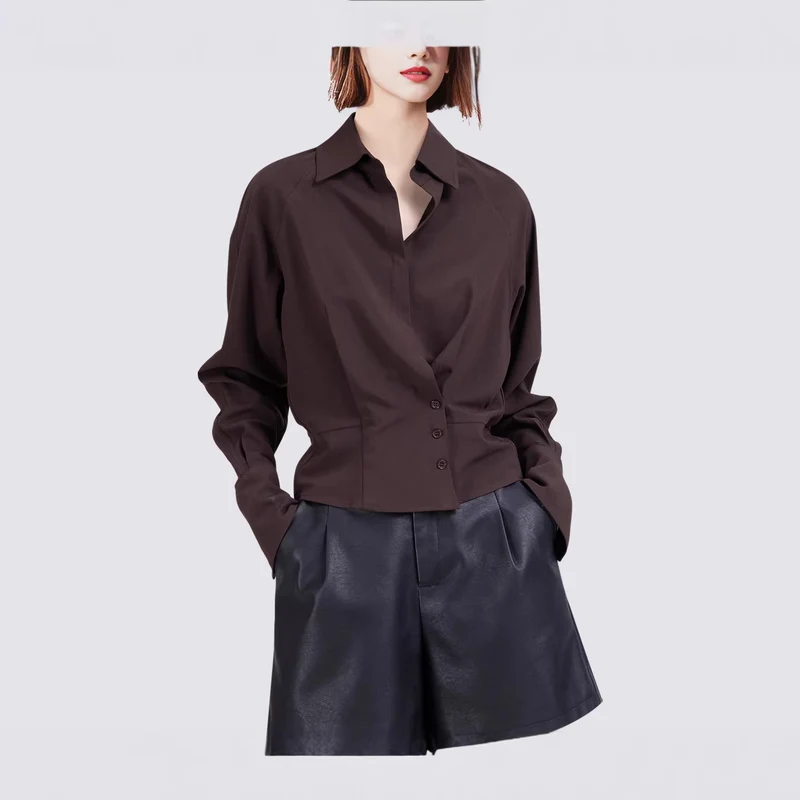 Damen Elegante Bluse mit innovativem Schnitt Nord Taschen