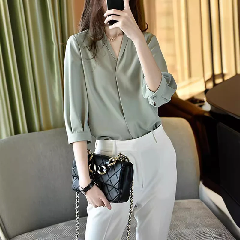 Damen Elegante Bluse mit Ballonärmeln Nord Taschen