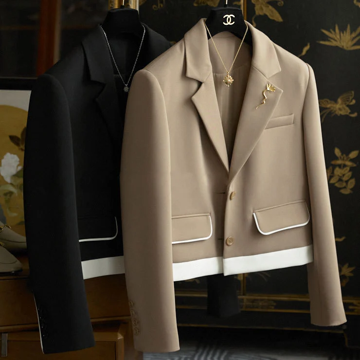 Damen Eleganter Kurzblazer Nord Taschen
