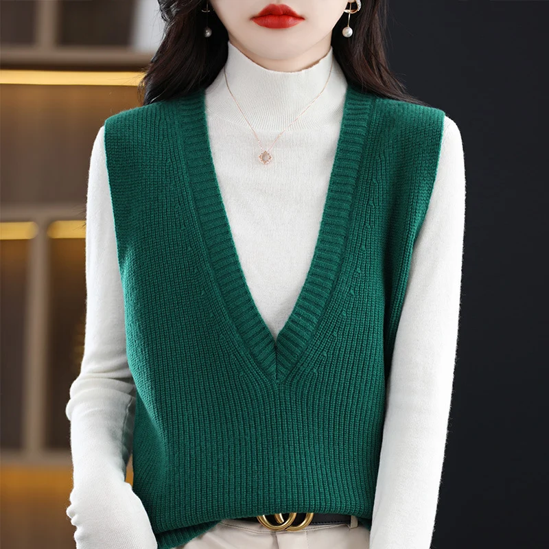 Damen Strick-Longweste mit tiefem V‑Ausschnitt und feiner Rippstruktur Nord Taschen