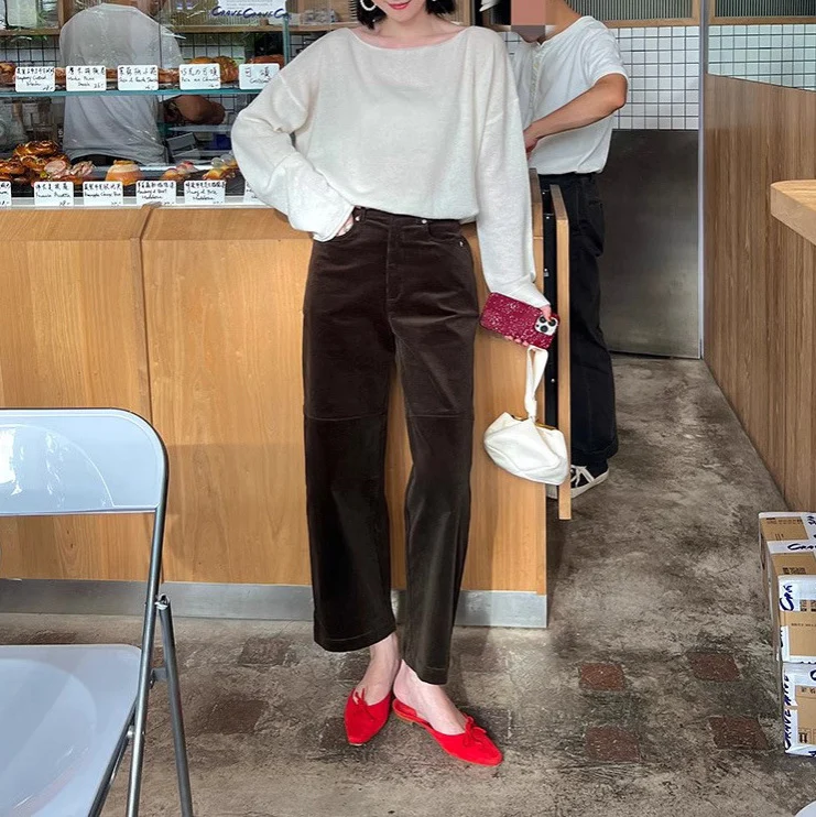 Damen Elegante weite Cordhose Nord Taschen