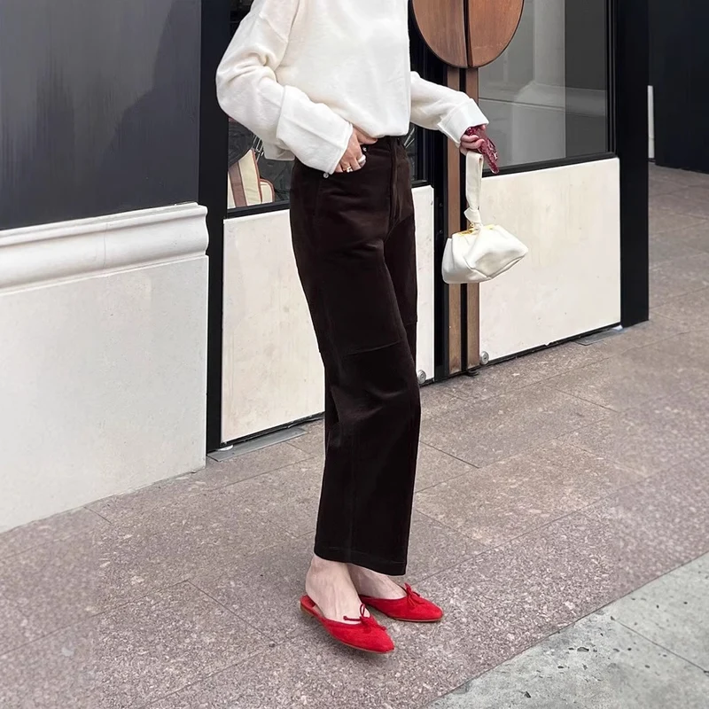 Damen Elegante weite Cordhose Nord Taschen