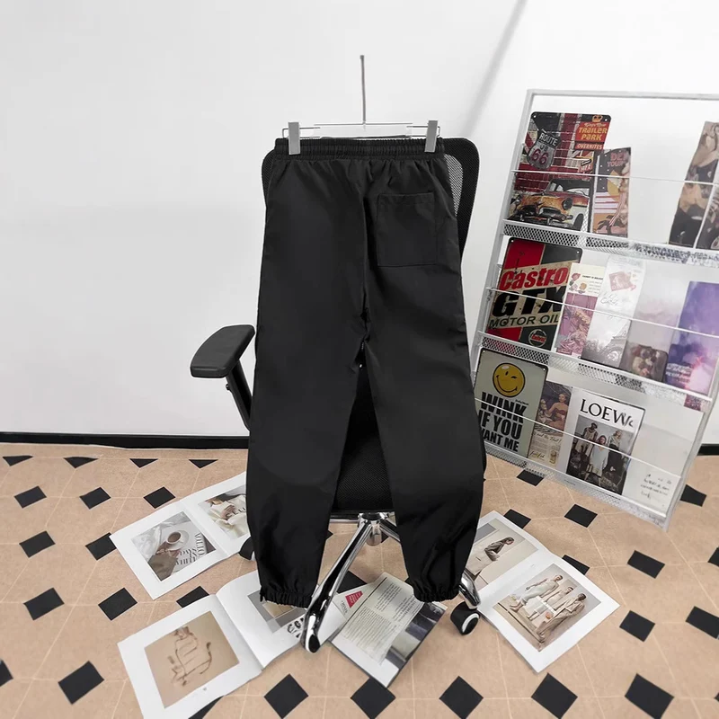 Unisex Sportliche Jogginghose mit verstellbarem Bund und Seitentaschen Nord Taschen