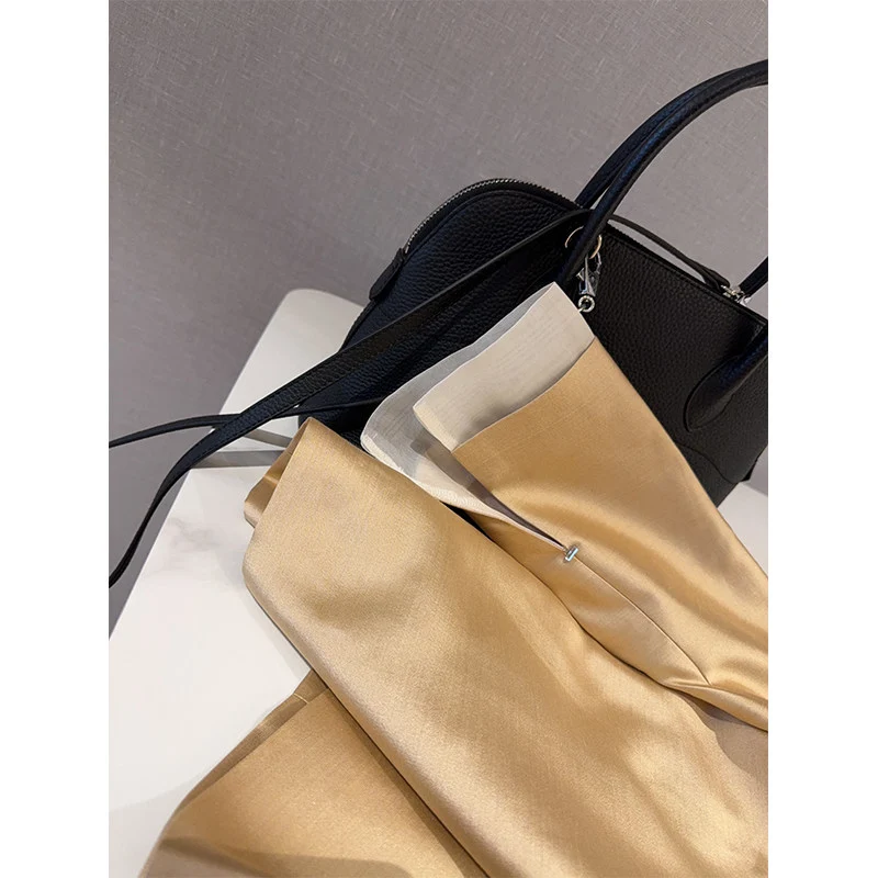 Damen Elegante Bluse aus hochwertigem Stoff mit exklusivem Schnitt Nord Taschen