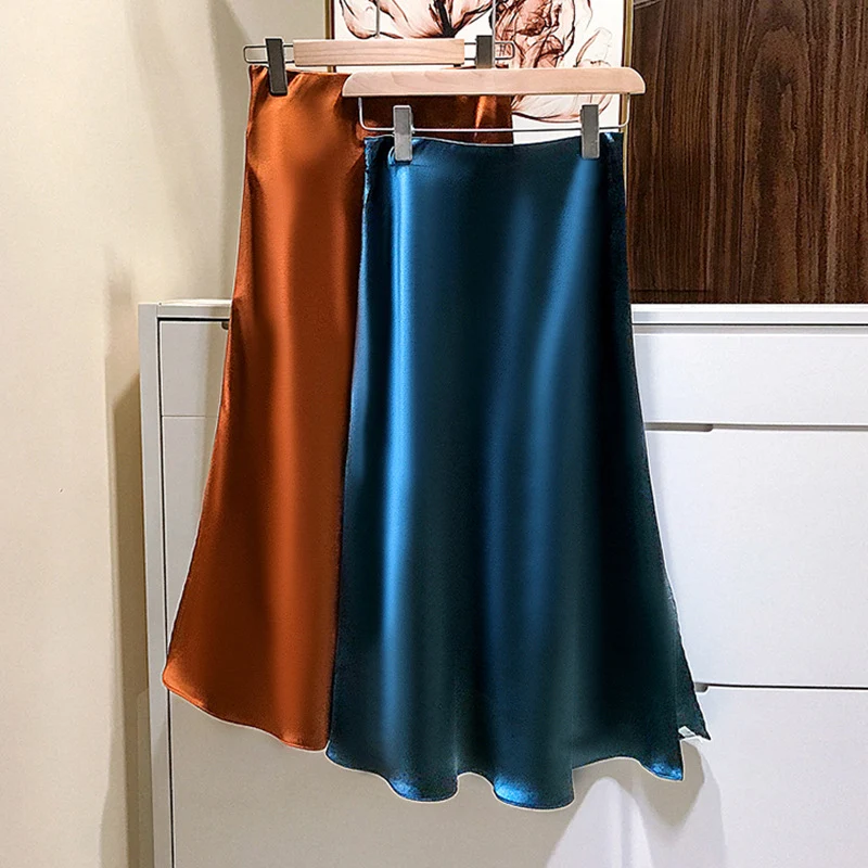 Damen Eleganter Satinrock mit asymmetrischem Schlitz Nord Taschen