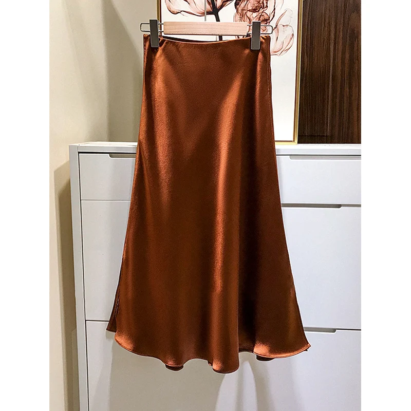 Damen Eleganter Satinrock mit asymmetrischem Schlitz Nord Taschen