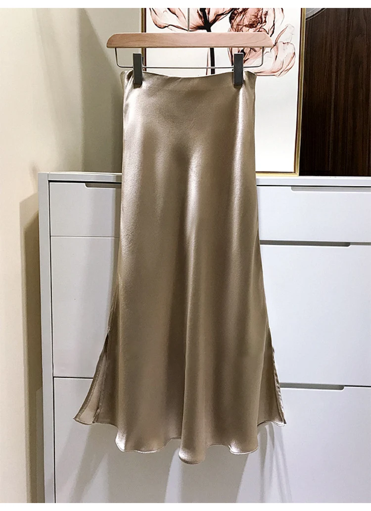 Damen Eleganter Satinrock mit asymmetrischem Schlitz Nord Taschen