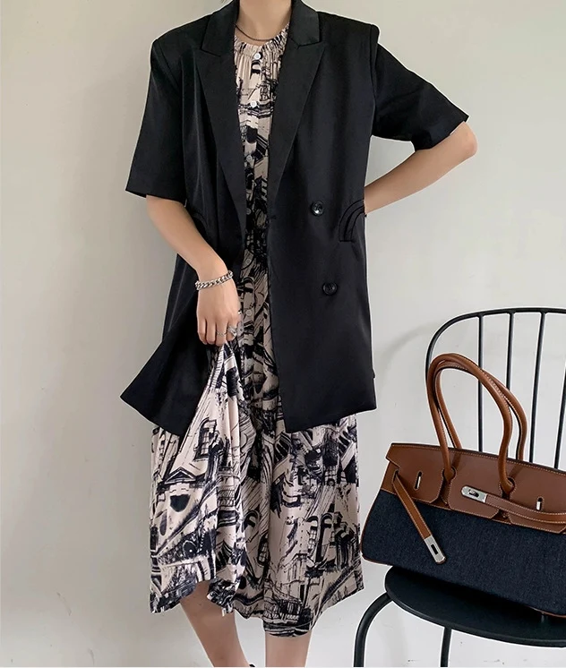 Damen Eleganter Satin-Blazer mit doppelter Knopfleiste Nord Taschen