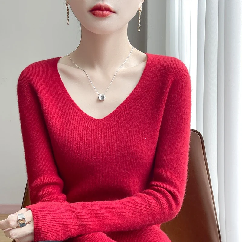 Damen Schmal geschnittener V‑Ausschnitt-Feinstrickpullover mit feiner Rippenstruktur und weicher Haptik Nord Taschen