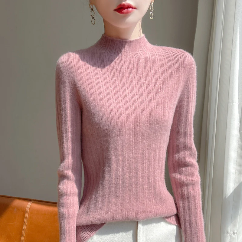 Damen Schmal geschnittener Feinstrick-Pullover mit kurzem Stehkragen und feiner Rippenstruktur Nord Taschen