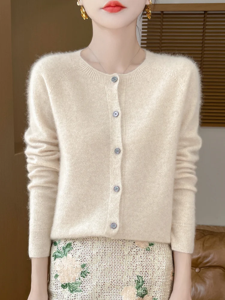 Damen Kuscheliger Kurzcardigan aus Mohair‑Mix mit feiner Schurwollstruktur und Perlmuttknopfleiste Nord Taschen
