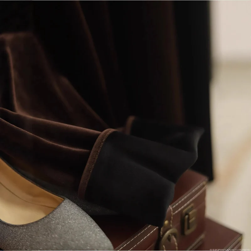 Damen Eleganter Samtrock mit elastischem Bund Nord Taschen