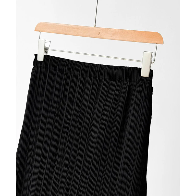 Damen Eleganter Plissierter Rock mit asymmetrischem Saum Nord Taschen