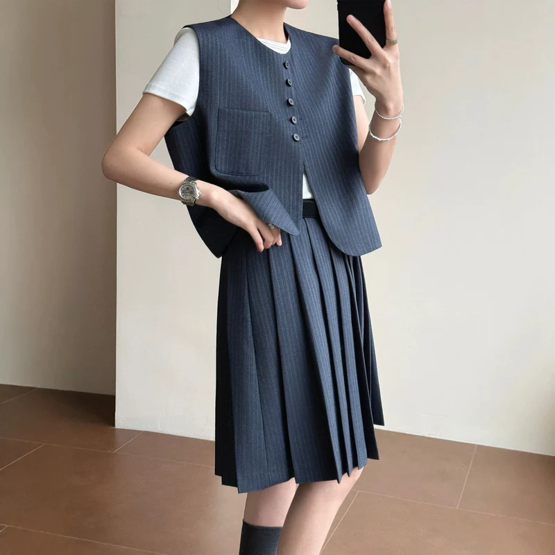Damen Elegante Blazer-Weste mit gestreiftem Design Nord Taschen