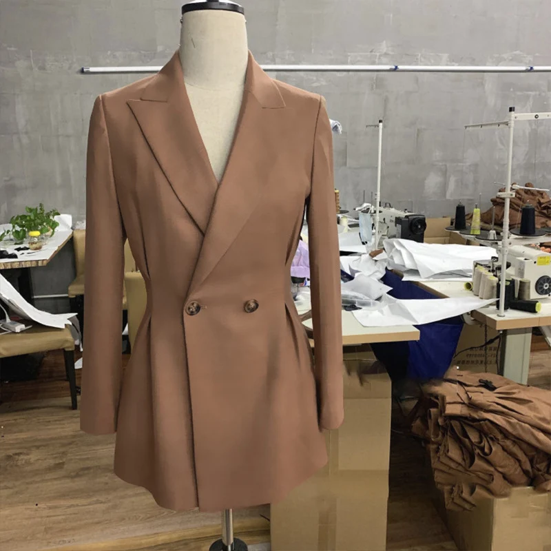 Damen Eleganter Doppeltbreasted Blazer mit modernem Schnitt Nord Taschen