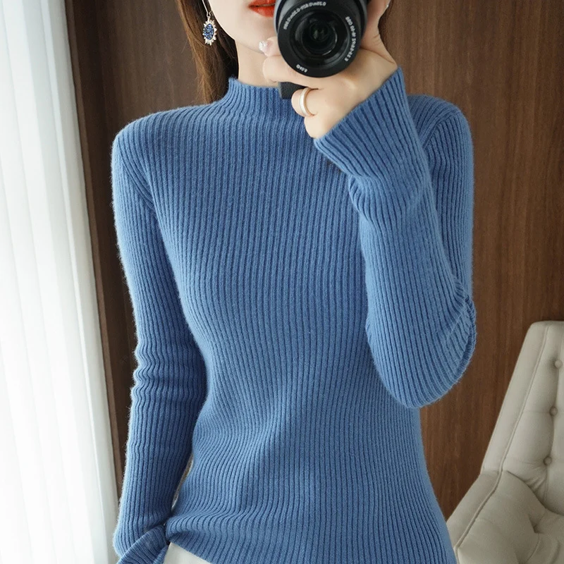 Damen Luxus-Feinstrickpullover mit schmaler Rippenstruktur und kurzem Stehkragen Nord Taschen