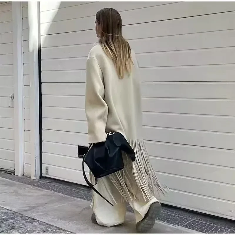 Damen 10+ langer Oversize‑Mantel mit Fransenbesatz und kastiger Silhouette Nord Taschen