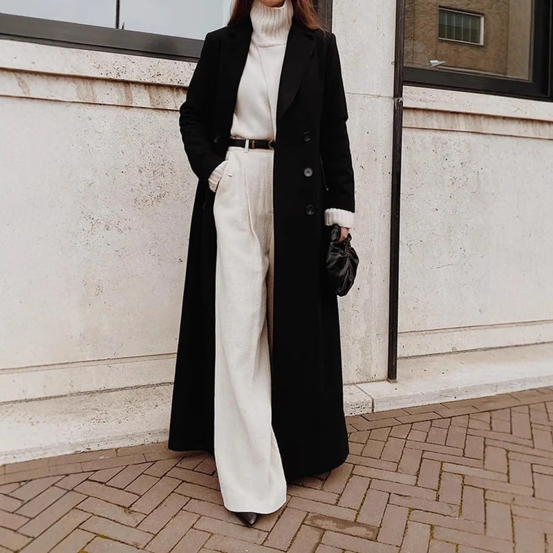 Damen Wollmantel lang – zweireihig, mit tiefen Taschen