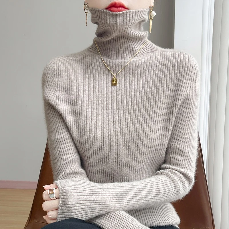 Damen Schlanker Rippenstrick-Rollkragenpullover mit gerafftem Hals und kaschmirähnlicher Haptik Nord Taschen