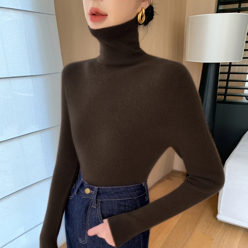 Damen Schlanker Feinstrickpullover mit hohem Rollkragen und feiner Rippstruktur Nord Taschen
