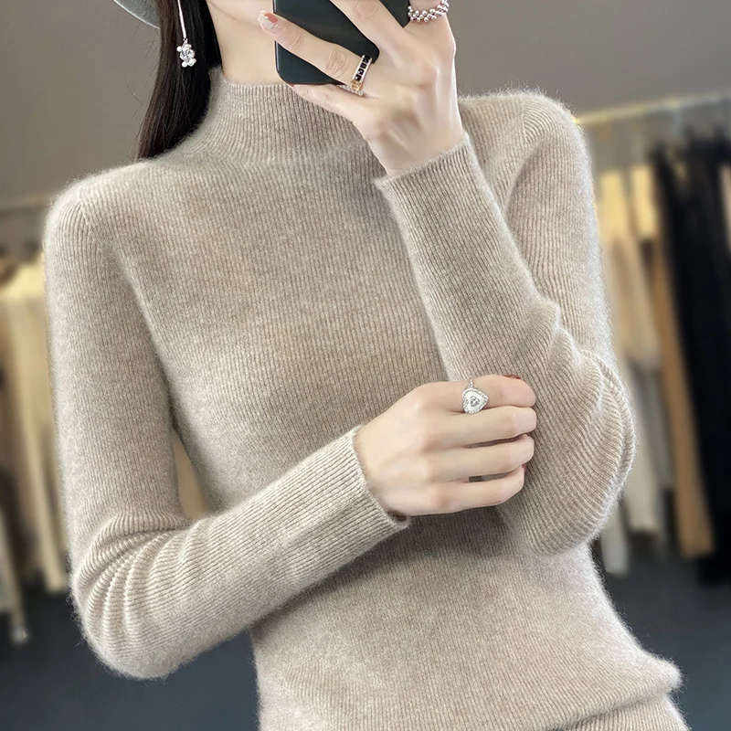 Damen Schlanker Feinstrick-Mockneckpullover aus feinem Angora‑Mix Nord Taschen