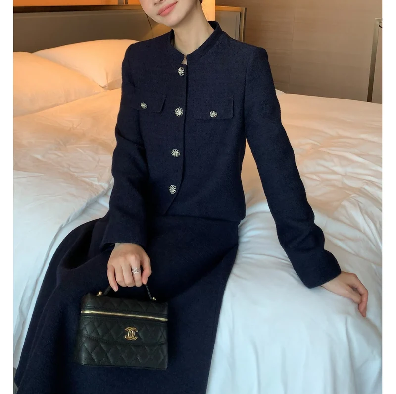 Damen Elegante Tweedjacke mit goldenen Knöpfen Nord Taschen