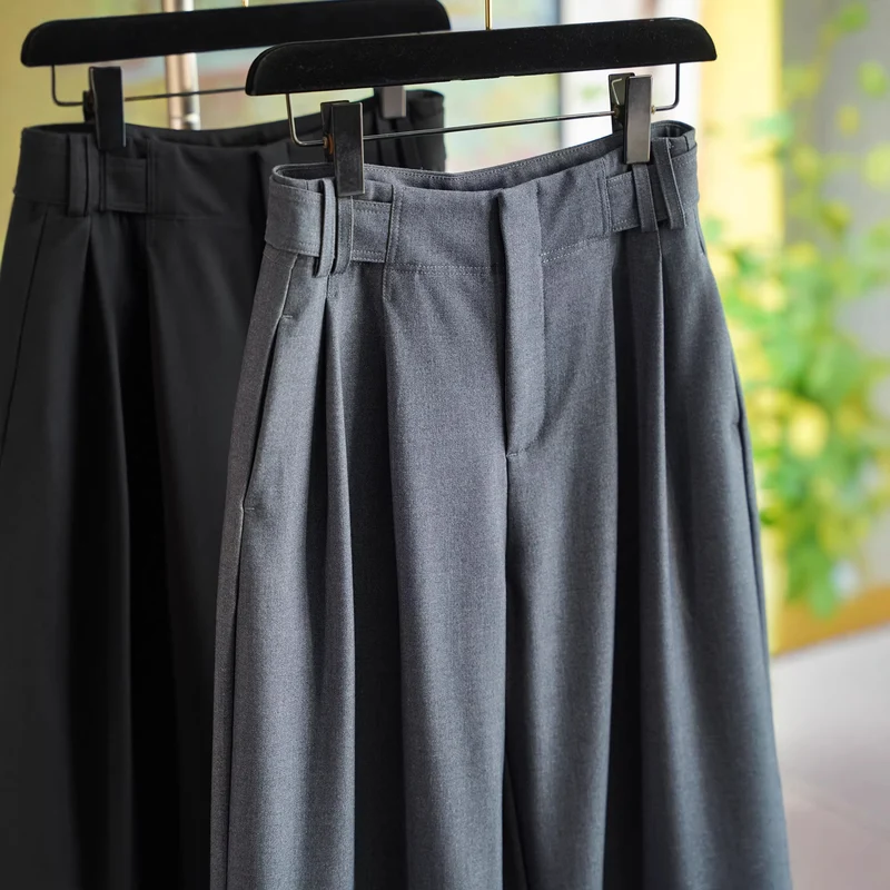 Damen Elegante und weit geschnittene Hochtaillierte Anzughose Nord Taschen