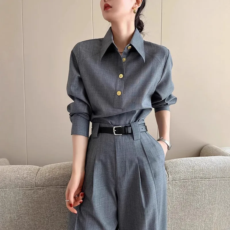 Damen Elegante und vielseitige Bluse mit Knopfdetail Nord Taschen