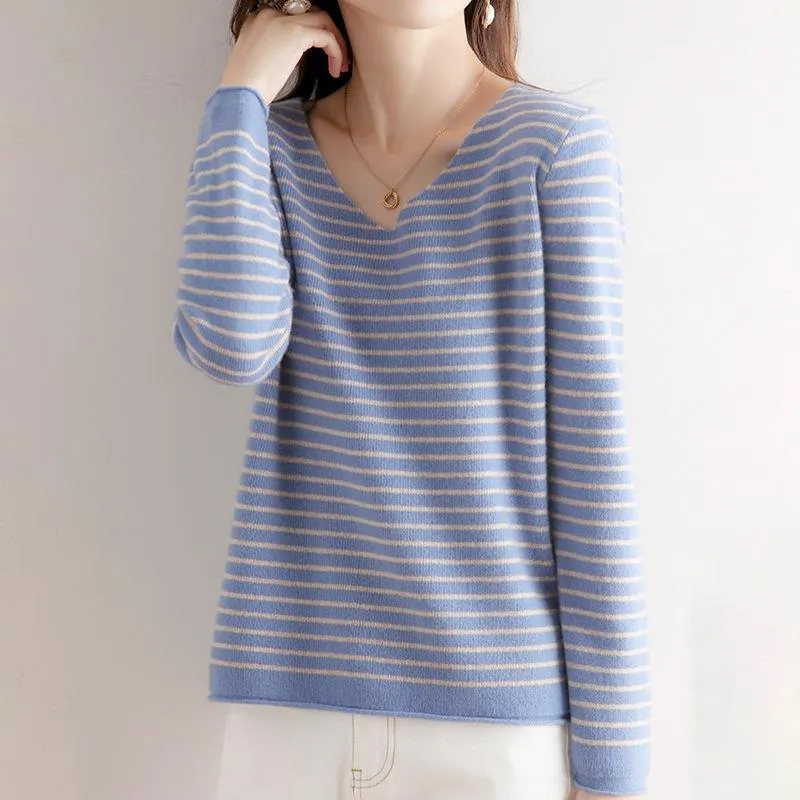 Damen Zarter Streifen-V‑Ausschnittpullover aus feinem Rippstrick mit weichem Fall Nord Taschen
