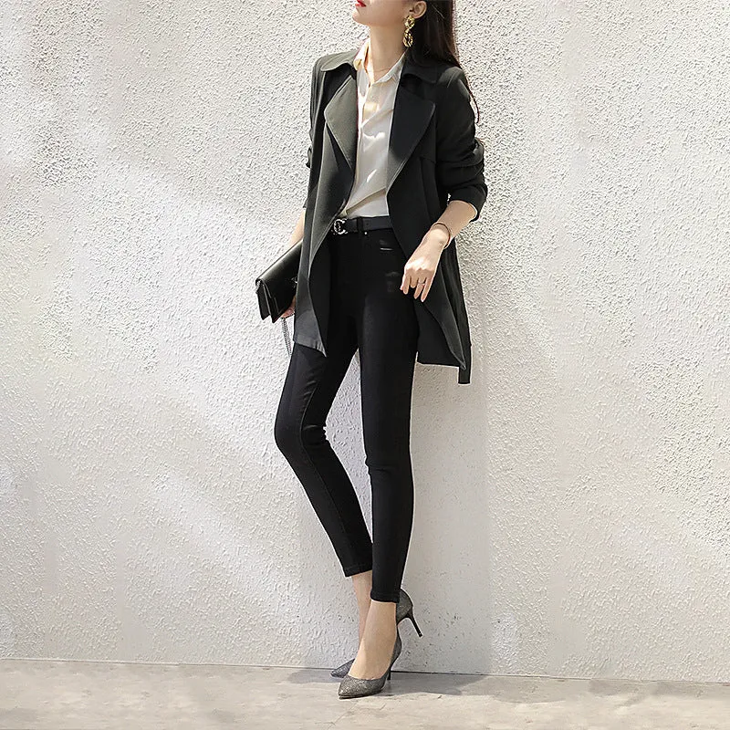 Damen Edles Trenchcoat mit Taillengürtel und praktischen Taschen Nord Taschen