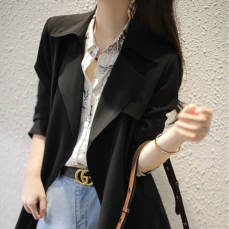 Damen Edles Trenchcoat mit Taillengürtel und praktischen Taschen Nord Taschen