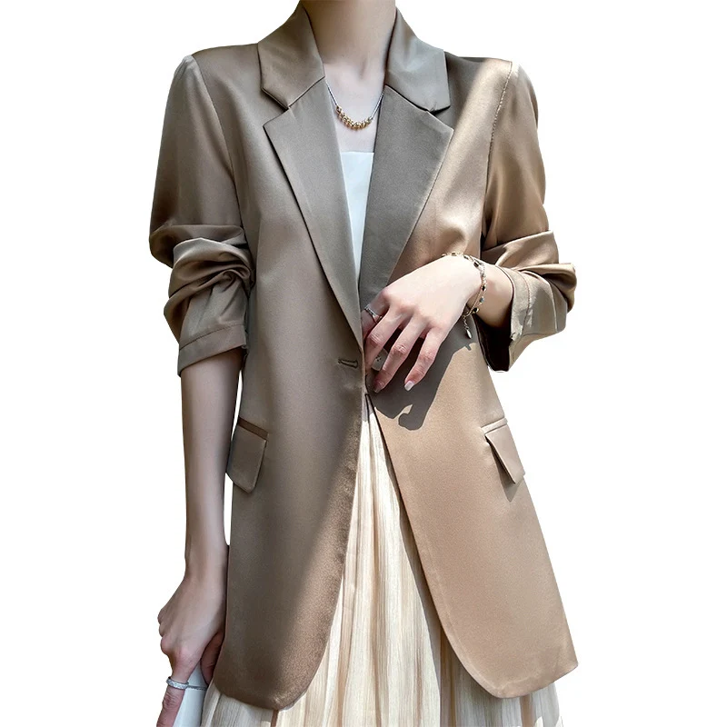 Damen Leichttaillierter Longblazer mit Knopfverschluss und Flap‑Taschen Nord Taschen