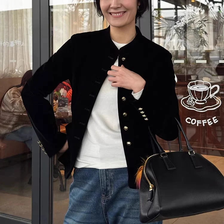 Damen Elegante Samtjacke mit Knopfleiste Nord Taschen