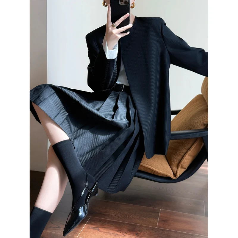 Damen Elegante Plisseejacke Nord Taschen