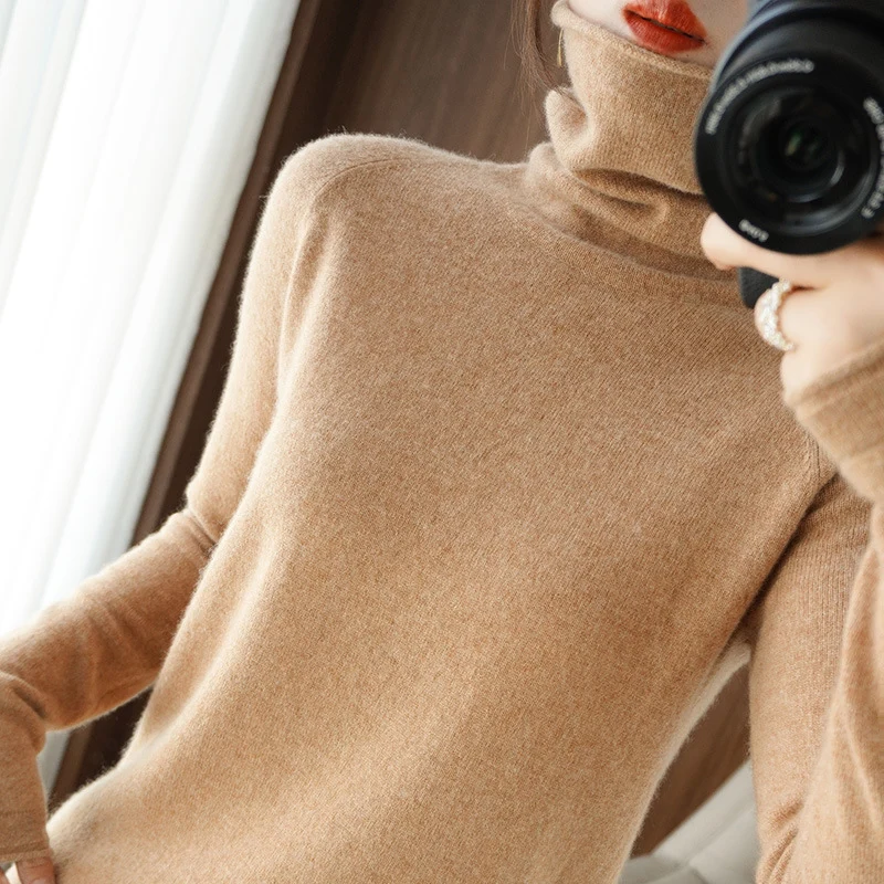 Damen Weicher Rollkragenpullover aus Kaschmir‑Look mit Daumenloch und figurbetonter Silhouette Nord Taschen