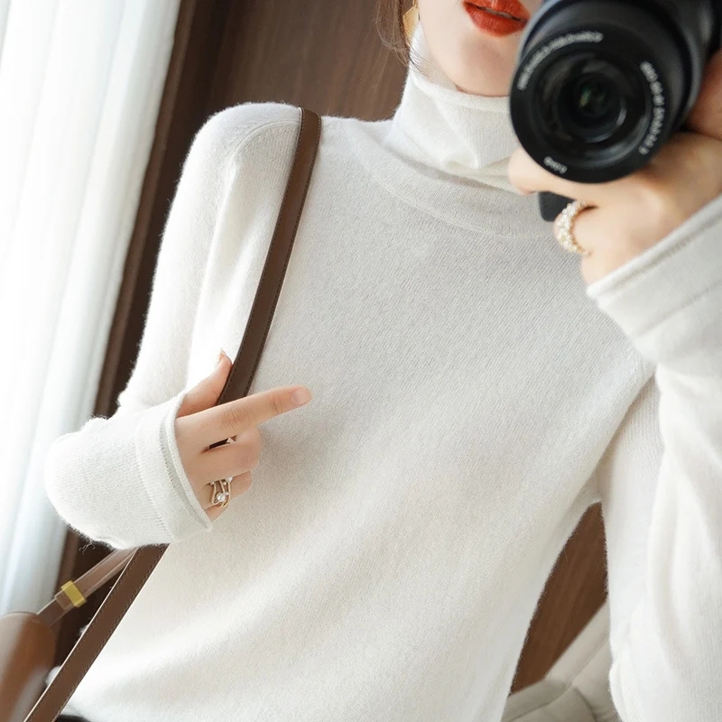 Damen Weicher Rollkragenpullover aus Kaschmir‑Look mit Daumenloch und figurbetonter Silhouette Nord Taschen