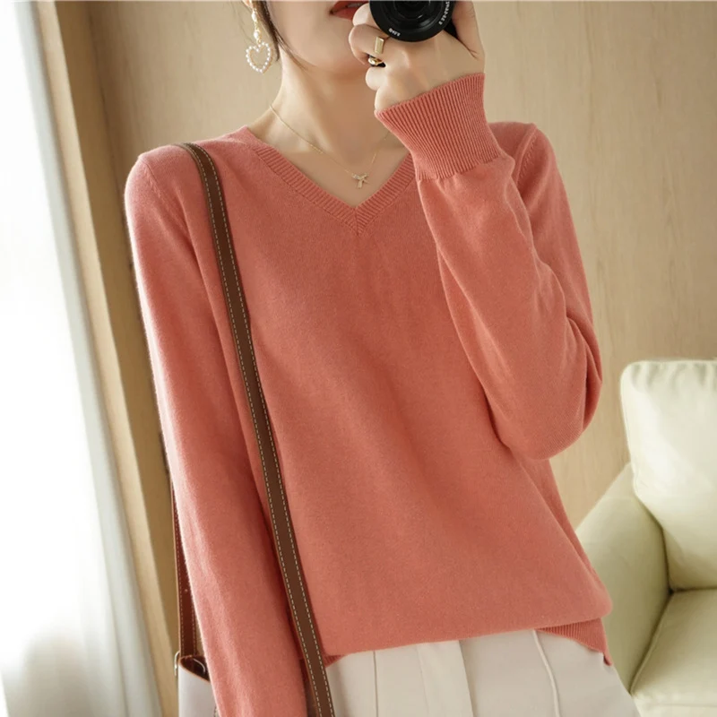 Damen Leichter V‑Ausschnitt Feinstrickpullover aus kaschmirweicher Baumwollmischung mit elastischen Rippbündchen Nord Taschen