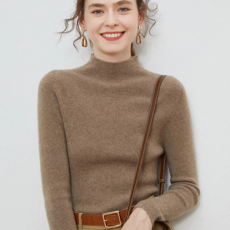 Damen Leichter taillierter Mockneck-Pullover in kaschmirähnlicher Mohair-Optik mit feiner Rippenstruktur Nord Taschen