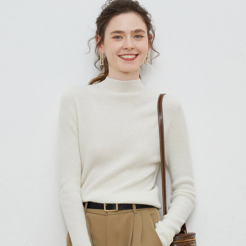 Damen Leichter taillierter Mockneck-Pullover in kaschmirähnlicher Mohair-Optik mit feiner Rippenstruktur Nord Taschen