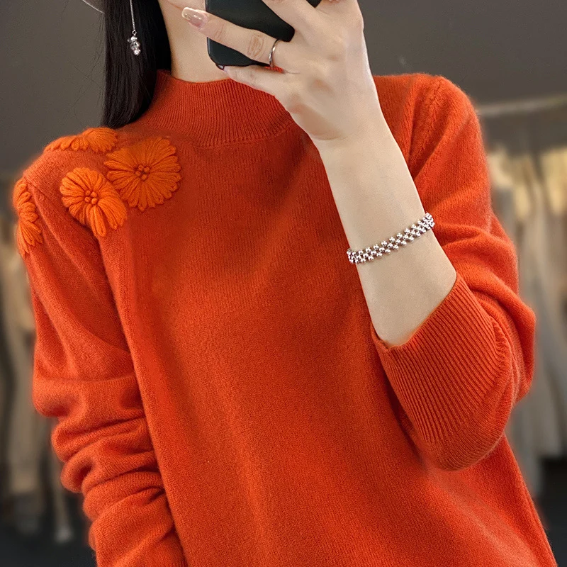 Damen Weicher Feinstrickpullover mit kurzem Stehkragen, 3D‑Blütenapplikation und gerippten Bündchen Nord Taschen