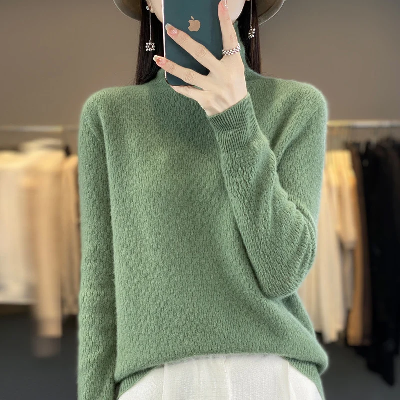 Damen Weicher Feinstrick‑Mockneckpullover mit flauschiger Mohair‑Optik, zarter Wabenstruktur und legerer Oversize‑Passform Nord Taschen