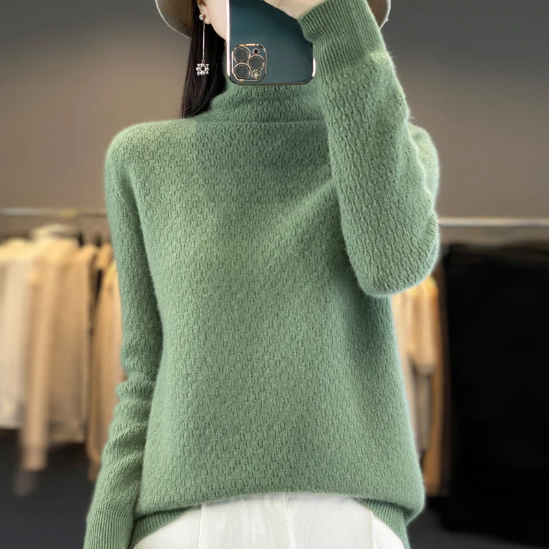 Damen Weicher Feinstrick‑Mockneckpullover mit flauschiger Mohair‑Optik, zarter Wabenstruktur und legerer Oversize‑Passform Nord Taschen