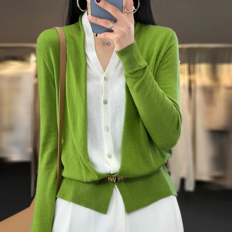Damen Leichter Offener Feinstrick-Cardigan mit asymmetrischer Zipfelkante und taillierter Silhouette Nord Taschen