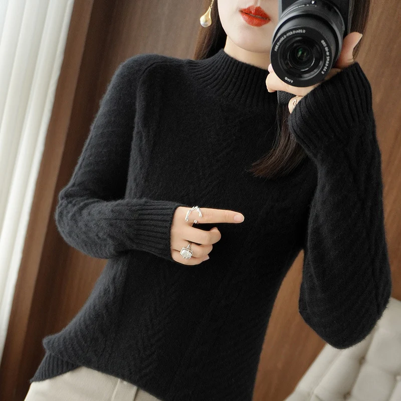 Damen Leichter Mohair‑Look Stehkragenpullover mit Zopf‑Ajour und taillierter Silhouette Nord Taschen