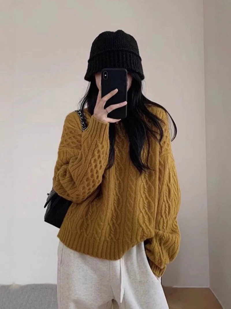 Damen Oversize Zopfmuster‑Pullover mit Rundhalsausschnitt und lässiger Schulterpartie Nord Taschen