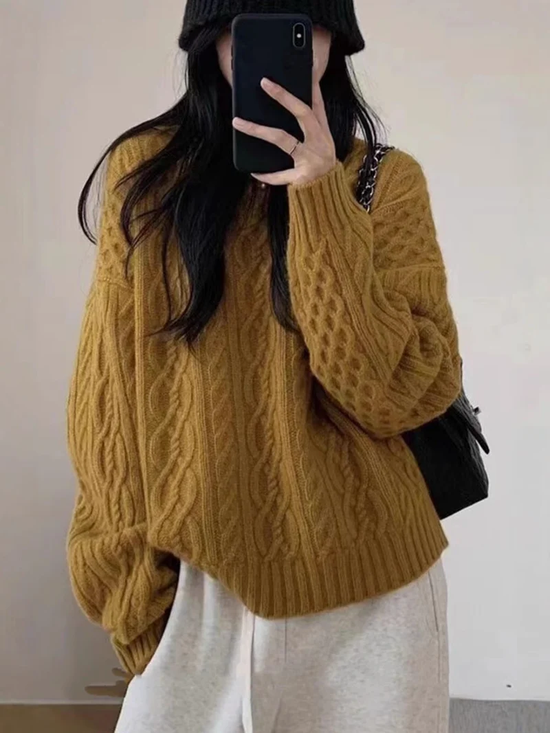 Damen Oversize Zopfmuster‑Pullover mit Rundhalsausschnitt und lässiger Schulterpartie Nord Taschen
