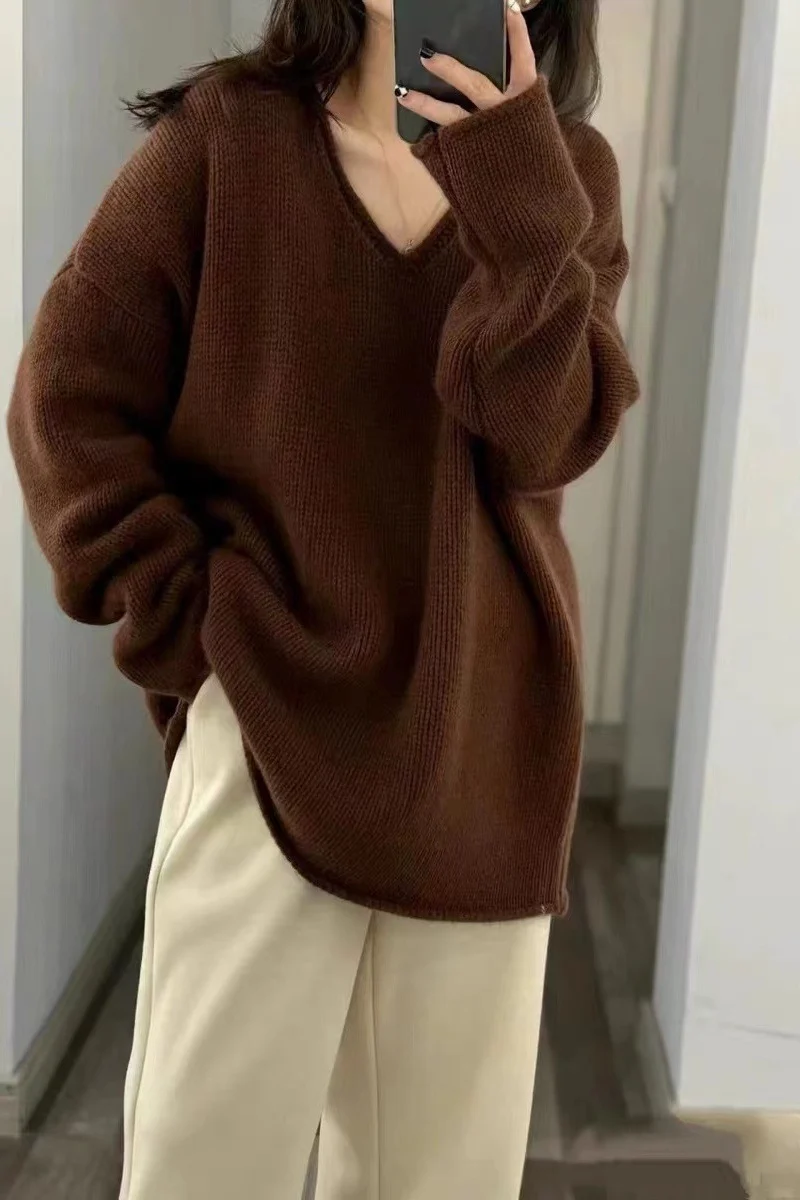 Damen Oversize V‑Ausschnitt Pullover im Mohair‑Look mit überschnittener Schulter und gerundetem Saum Nord Taschen
